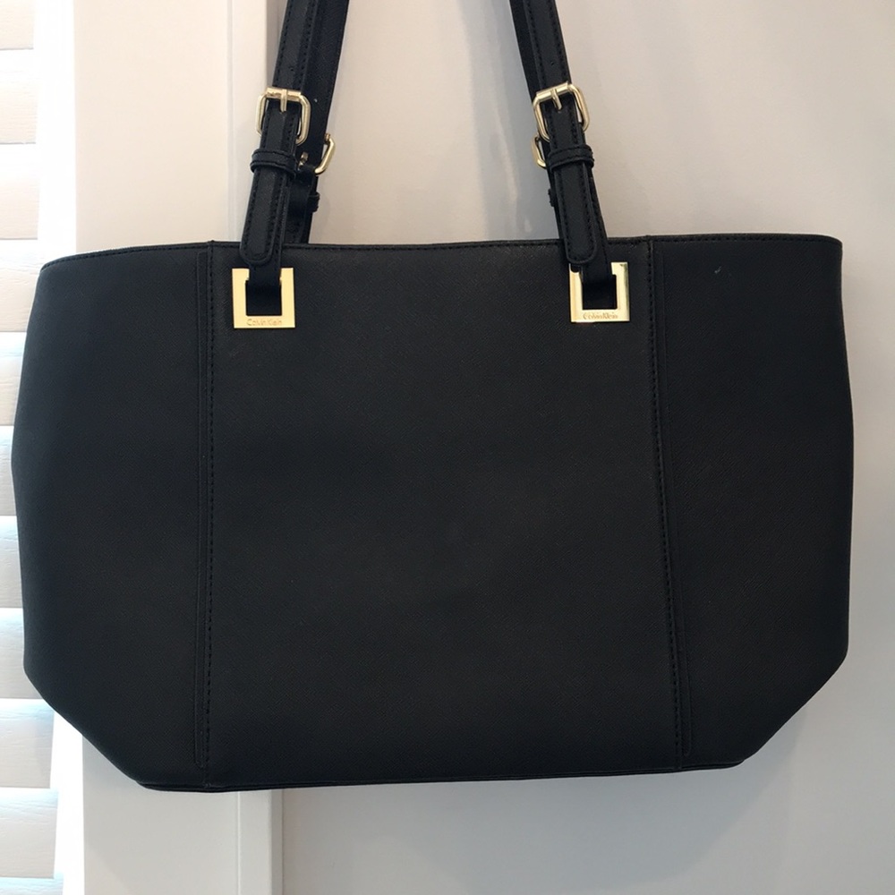 Calvin Klein tote - Picture 4 of 6